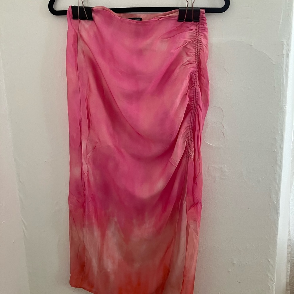 Zara XS pink and orange ombre midi skirt with slit and side rouching
